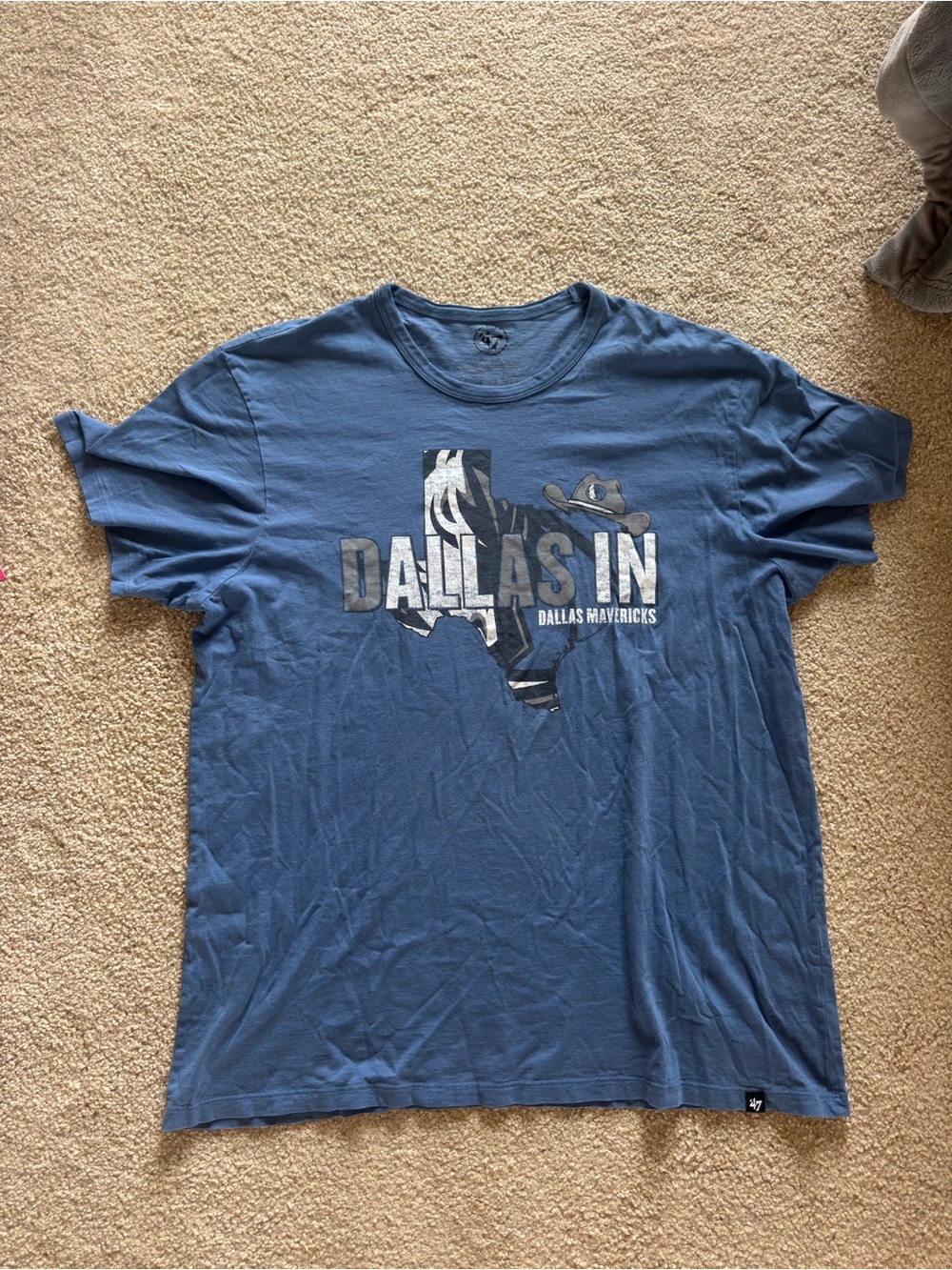 Dallas Mavericks 'Dallas In' Blue Graphic Tee